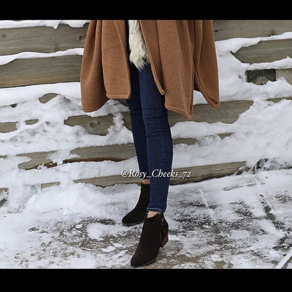 Waterproof Bootie from Blondo - Picture 2 of 7